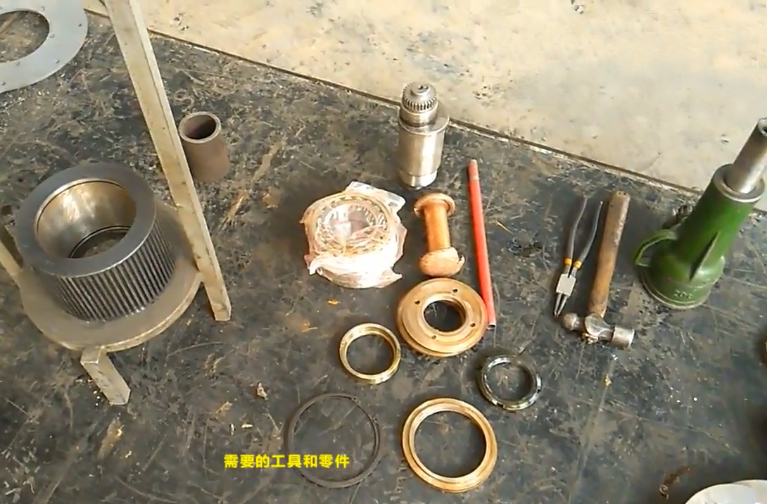 顆粒機(jī)壓輥總成安裝方法圖解